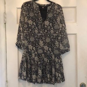 Flirty and fun Rose & Olive dress!